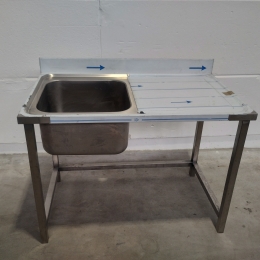 s/s sink with 1 tank left 